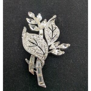 Vintage Silver Tone Clear Rhinestone Leaf Spray Brooch Pin Botanical Marquise